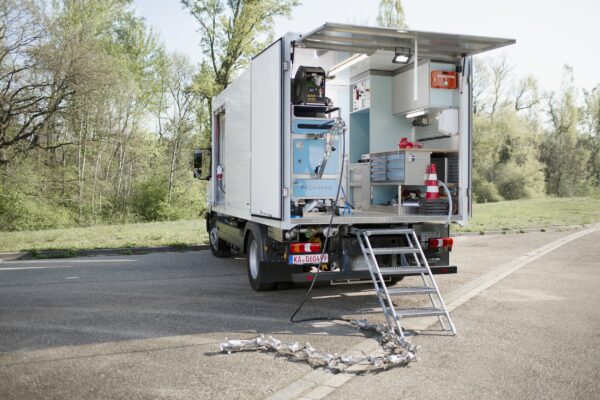 12 - 18 t EXPERT rehabilitation vehicle for KASRO UV Technology usable mobile