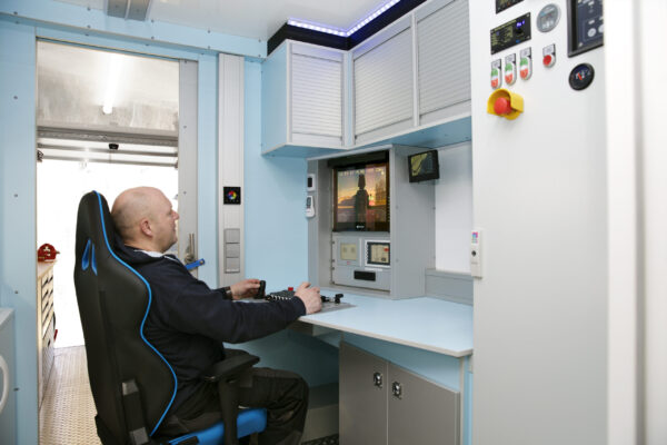 12 - 18 t EXPERT rehabilitation vehicle for KASRO electric working robots