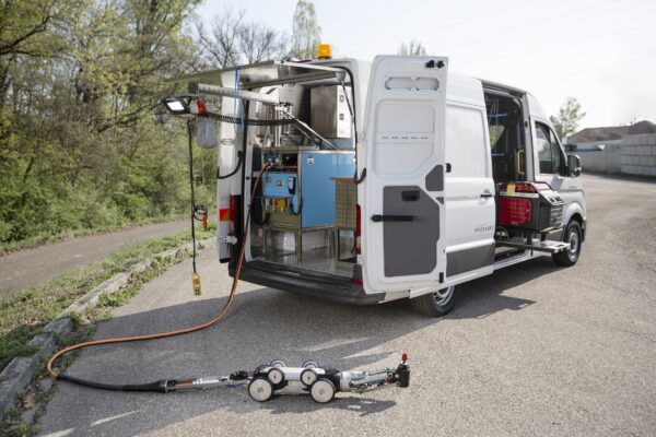5 t rehabilitation vehicle for KASRO electric working robots with pull-out generator